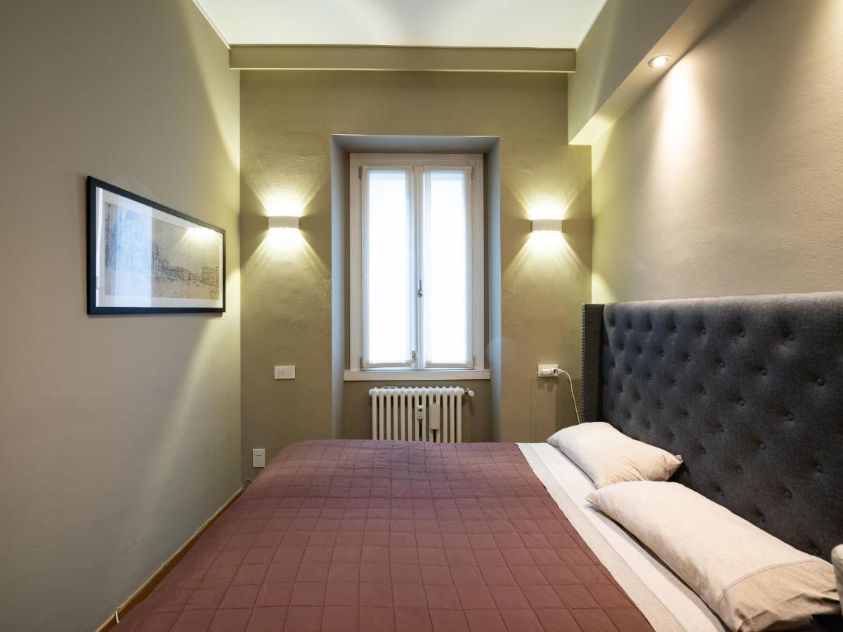Elegante Stanza Nel Cuore Di Porta Venezia A Milano Luaran gambar